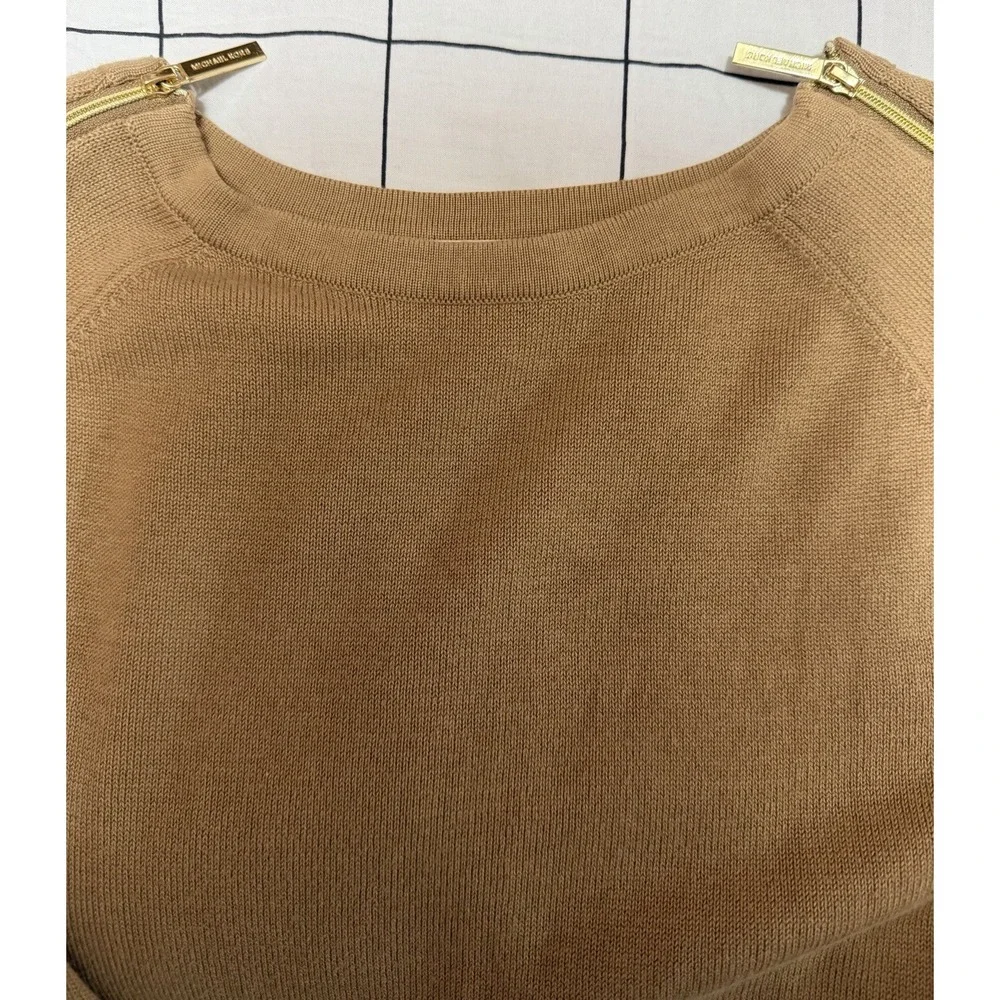 Michael Kors Sweater Dress Women's Size XS Tan Long Sleeve Knit Zipper Shoulder